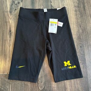 NWT Women's Nike College U of M Michigan Bike Shorts, Mid Rise, Size: S Small